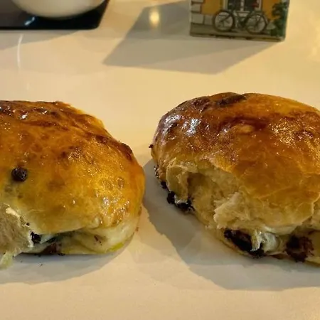 Les Oliviers Maison D'hotes לינה וארוחת בוקר 3*